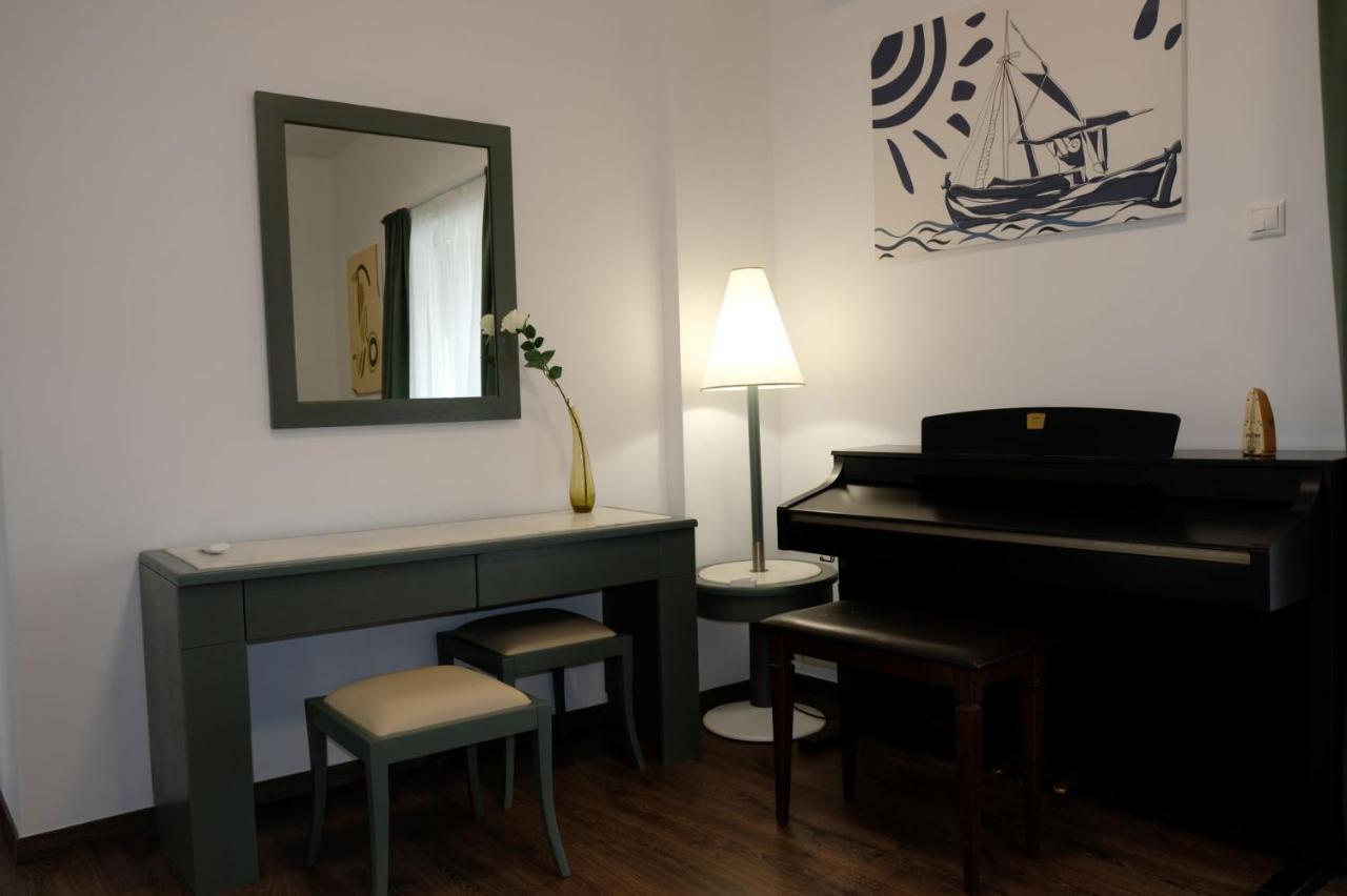 Stylish Apartment, Acropolis View Athen Exterior foto